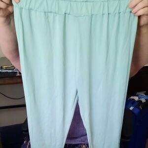 Multiple Mint Green And White Capris